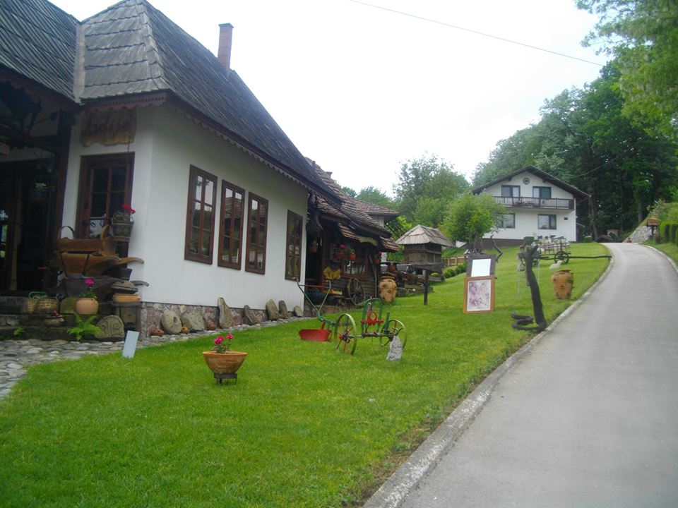 Etno park Avlija